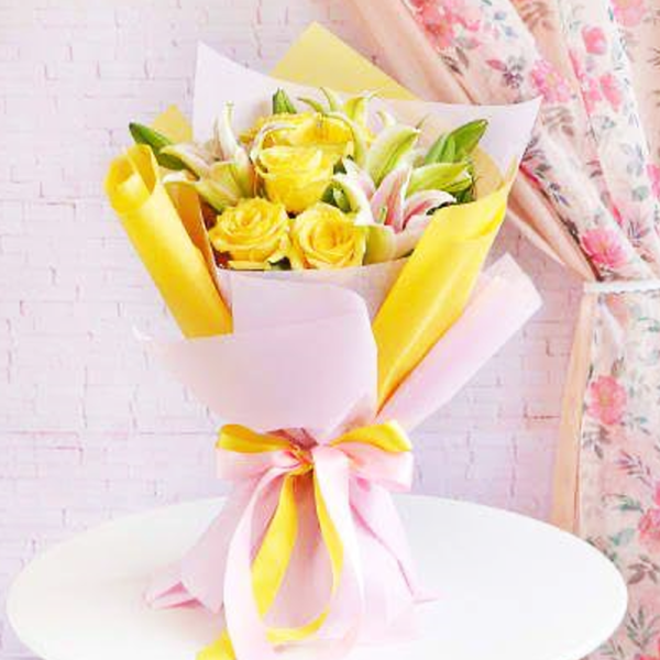 Exquisite Pink Lily and Yellow Roses Bouquet